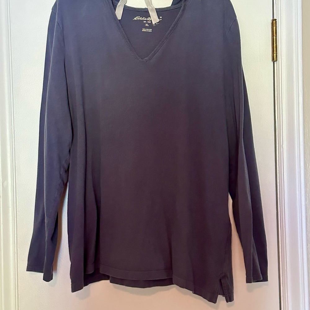Eddie Bauer Women's Navy Long Sleeve Hoodie